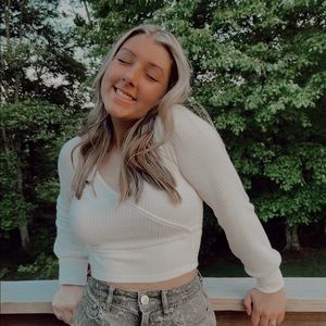 Meet your Posher, Olivia